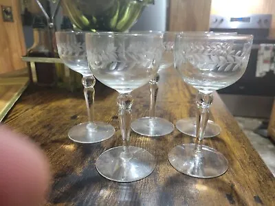 Vintage Pfaltzgraff Circle Of Kindness Footed Champagne Glasses Set Of 5 • $9.99