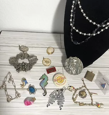 Mixed Lot Of Costume Jewelry & Trinkets Vintage To Now Treasure Hunt • $19.99