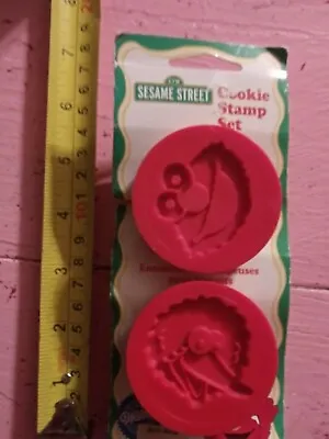 New Small Wilton Sesame Street Big Bird Elmo Cookie Stamp Set Nip Kids Baking • $13.79