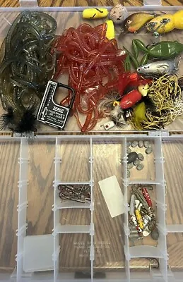 Vintage Tackle Box Full Of Lures Worms Scale And Other  • $15