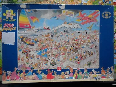 Jan Van Haasteren   1000 Piece Jigsaw   AT THE BEACH Complete • £2