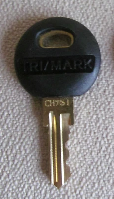 $11.95 • Buy 1 TRIMARK KEY CH751 RV LOCKS BAGGAGE DOORS UTILITY RV KEY Free Shipping!!