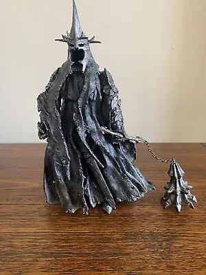 Lord Of The Rings ROTK Morgul Witch King W/ Mace And Sword Figure Toy Biz 2003 • $24.95