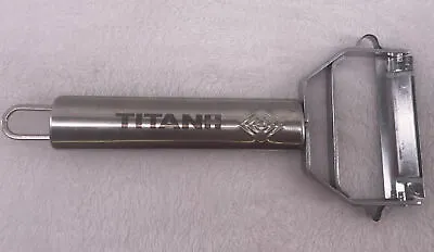 Titan Swiss Stainless Steel 7” Julienne Peeler Slicer • $9.99