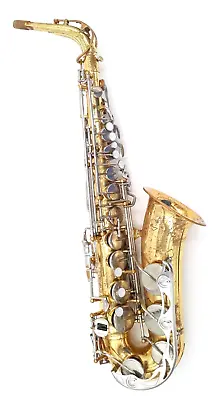 Vito Alto Saxophone With Hard Carry Case -Japan Serial #092879 • $289.99