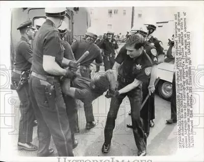 1966 Press Photo Police Wrestle With A Demonstrator In Oakland CA - Lrx97536 • $19.99