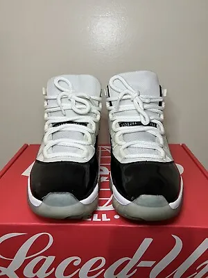 Size 9.5 - Jordan 11 Retro Concord 2018 • $224.99