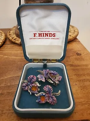 Vintage Marcasite Painted Ceramic Clip On Earrings Brooch Set BOXED • £14.95