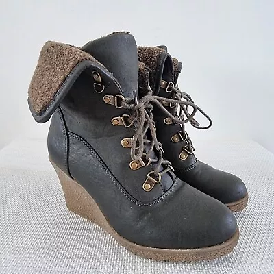 Mantaray Boots UK 3 EU 36 Wedge Heel Ankle Faux Trim Lace Up Green • £20