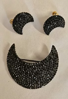 Vintage Black Vendome Brooch & Earrings Jewelry Set • $4.99