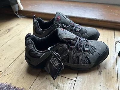 Karrimor Walking Shoes Size 5 • £4