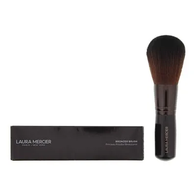 Laura Mercier Bronzer Brush • £37.95