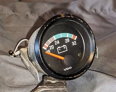 Vdo Voltmeter 18-32 24v Vdo Cockpit International 332 040 001 Battery Gauge • $36