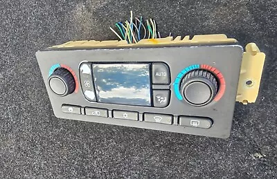 2003 - 2006 GMC SIERRA CHEVY SILVERADO Climate Control / HVAC OEM. # 15137655 • $49.97