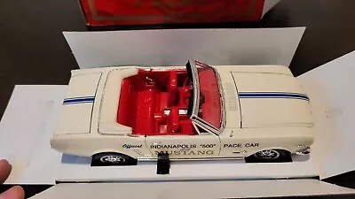 Mira Ford Mustang 1964 1/2 Indy 500 Pace Car White 1/18 Scale Diecast #6329 • $24.99