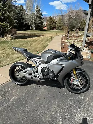 2014 Honda CBR 1000RR SP  • $8000