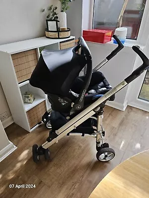 Maxi Cosi Travel System • £60