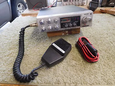 Vintage Uniden Grant AM/SSB 40ch. CB Radio • $149