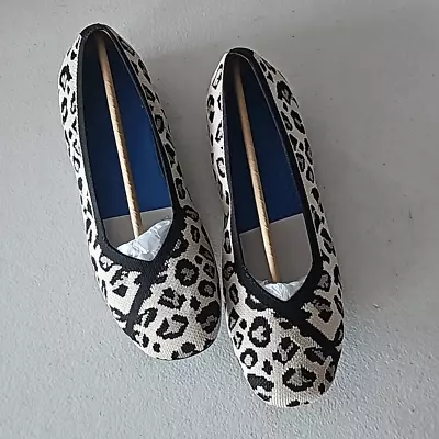 NIB Me Too Leopard Flats Size 9 • $34