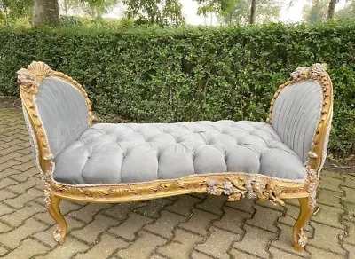 Timeless Luxury: French Louis XVI Daybed Chaise Lounge Sofa In Light Gray Velvet • $1750