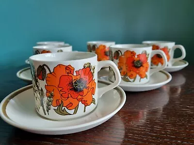 £15 • Buy 6 Vintage Retro J & G Meakin  Poppy  Cups And Saucers