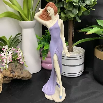 12  La Verona Elegant Lady Figurine (041720) • $0.01