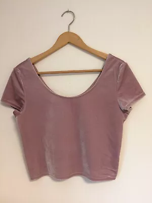 New Look. Dusty Pink Stretch Velvet Scoop Neck Short Sleeve Crop Top. Size 12. • £5.50