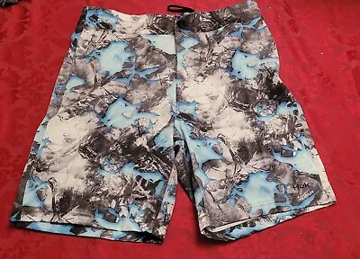 Huk Performance Fishing Mossy Oak Fracture Board Shorts Men's Size 32 Blue - New • $29.99