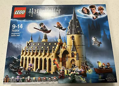 LEGO Harry Potter: Hogwarts Great Hall (75954) • $180