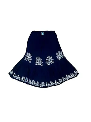 Vintage Y2K Bila Brand Black Embroidered Whimsygoth Midi Skirt Size Large • $13