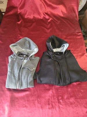 $19.99 • Buy 2  Sweaters Black & Grey Hoodie Assassin‘s Creed-like. 
