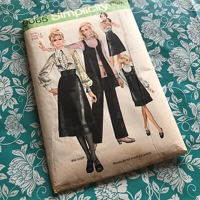 Vintage SIMPLICITY PATTERN 9065 Skirt Vest & Pants : Size 14 BUST 36  • £7.99