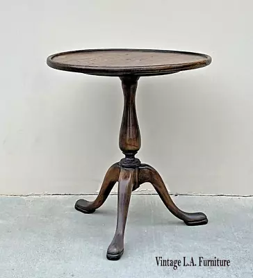 Vintage Oak Wood Pedestal Round Side Table With Queen Anne Legs • $308