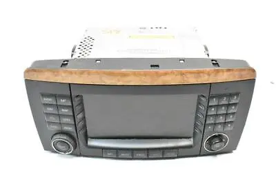 06-08 MERCEDES-BENZ R350 R500 R550 Navigation GPS Radio  Screen CD DVD Player • $187.50