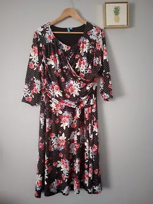 B Slim Dress Size  XL  Floral Style Body Control Chest And Glutes  Brand New  • $25