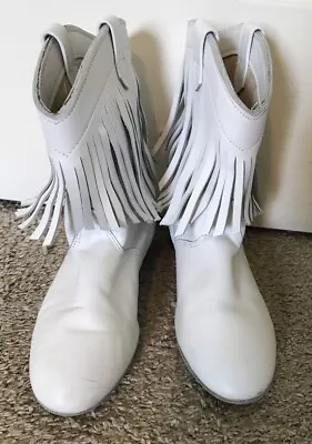 Short Fringed White Leather Dancing Boots Size 7.5 8” Shaft. Leather Soles • £13.42