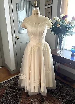 Vintage 1950s Priscilla Of Boston Tea Length Blush Pink Wedding Dress • $95