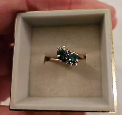 EMERALD & DIAMOND RING VINTAGE  9ct. GOLD ONE CLAW MISSING PRICE REFLECTS. • £160