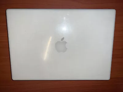 Apple MacBook A1181 13.3  Laptop MB403LL/A Used • $50