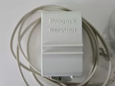 Honeywell Smartfit T8674A1001 Cylinder Thermostat • £9.95