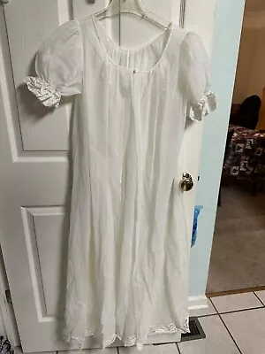 Vintage 60s White Nylon Peignoir Nightgown Robe Chiffon & Lace Sz M/L 34 Bust • $34