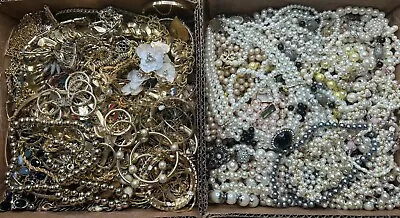 Vintage To Modern Estate Costume Jewelry 1 LB WEARABLE Lot Treasure Hunt Resell • $38.95