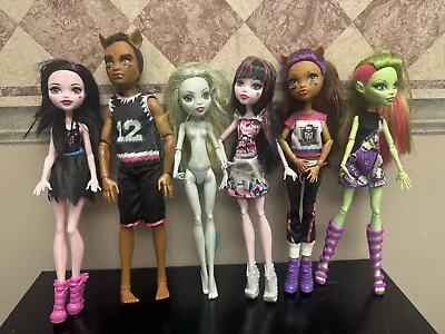Monster High Dolls Lot Of 6. • $18.50