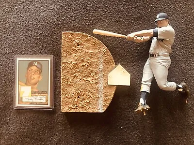 Mickey Mantle 2006 Topps Worn Relic Card & McFarlane • $89