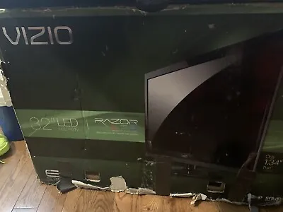 Vizio E320VP 32  1080i HD LED LCD Television • $200