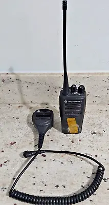 MOTOROLA CP200d UHF  Portable Two-Way Radio With Mic • $125