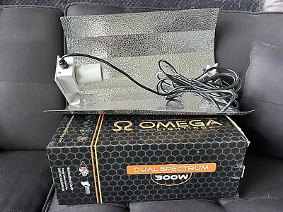 £35 • Buy Omega 300w Grow Light & Reflector Hood