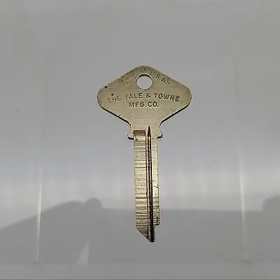 2x Yale FN411-GMK Key Blanks GMK Keyway Hotel Master Key 7-1/2 Pin Nickel Silver • $10.99