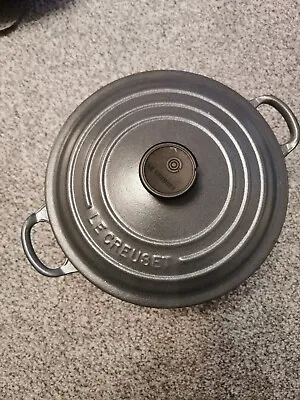 LE CREUSET Cast Iron Round 20cm Casserole 2.4L Grey • £32