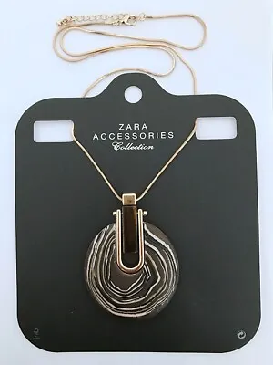 $8.99 • Buy Zara Gold Tone Brown Resin Pendant 31 -34  Necklace